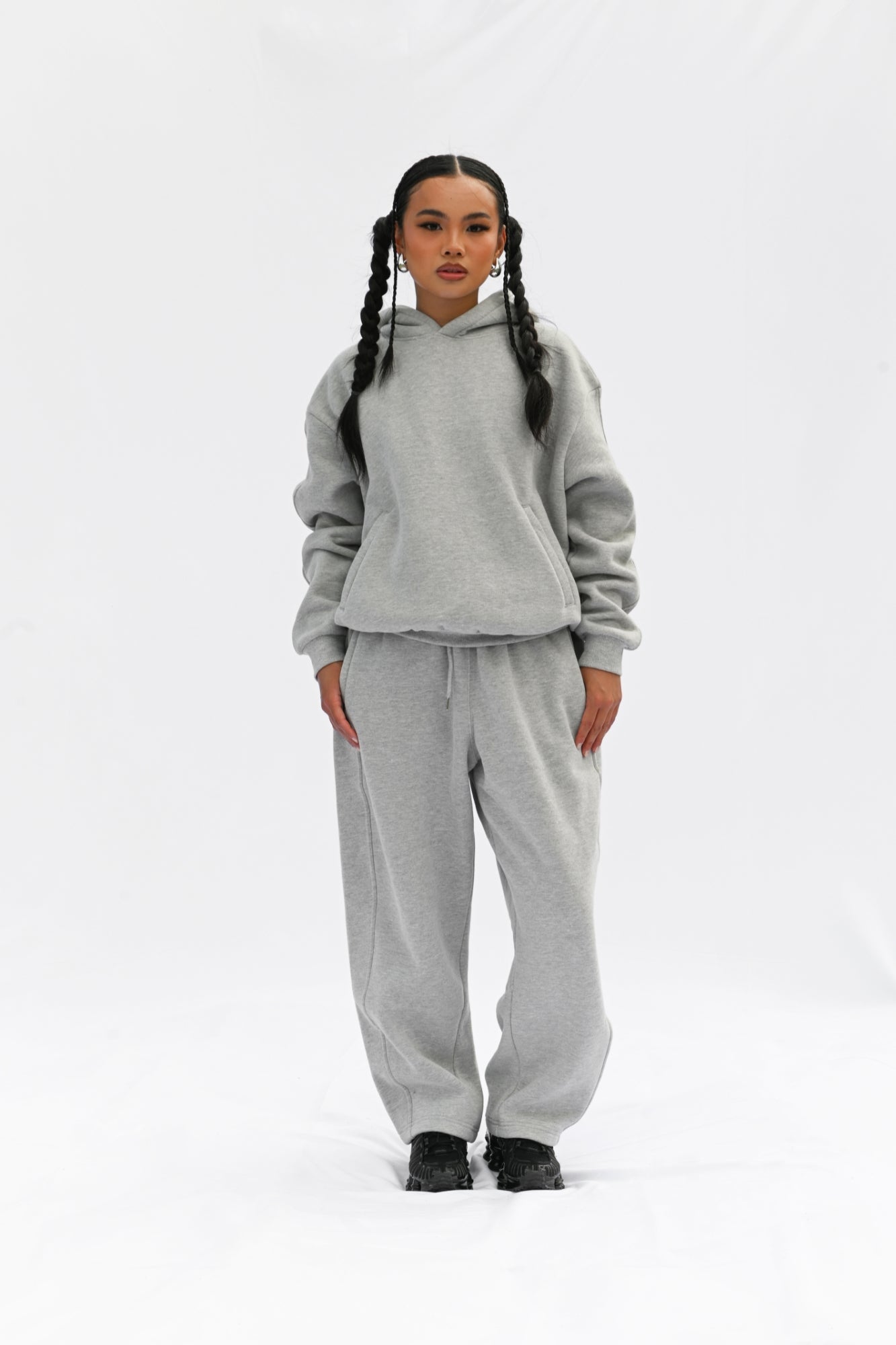 FEMMEHAUS Baggy Trackies