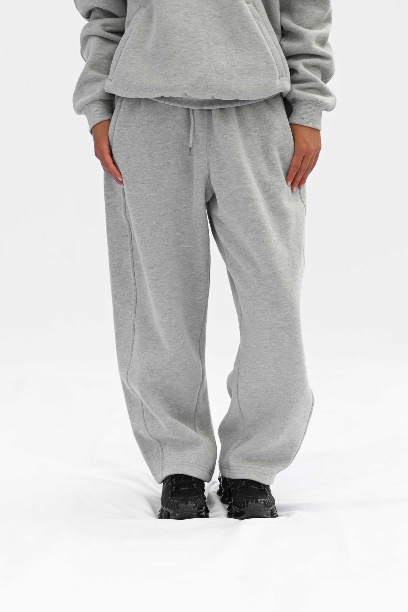 FEMMEHAUS Baggy Trackies