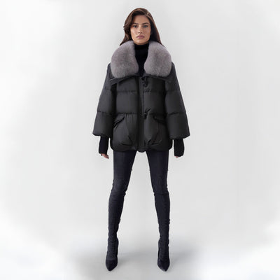 Clara™ – Die elegante Kunstfelljacke