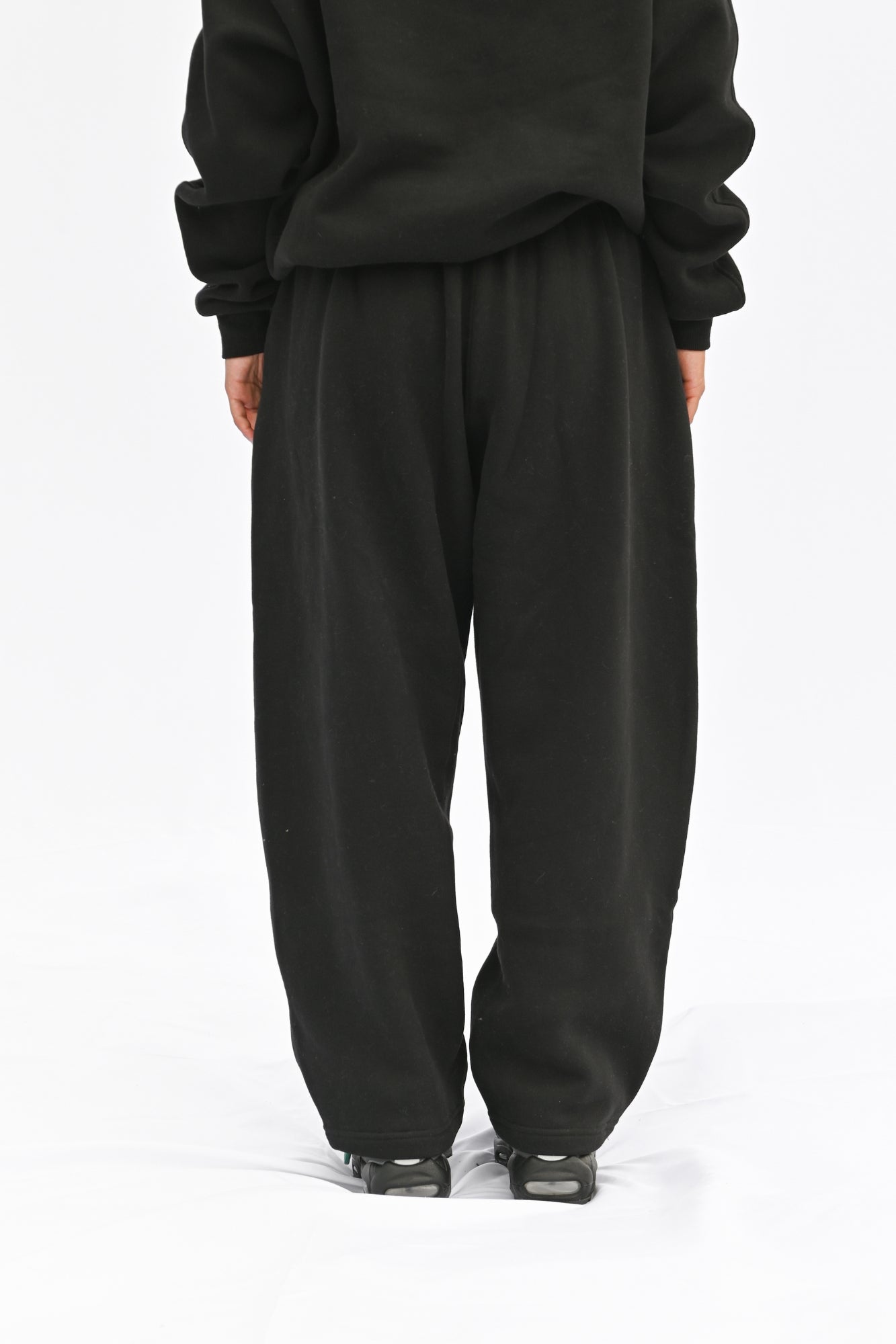 FEMMEHAUS Baggy Trackies