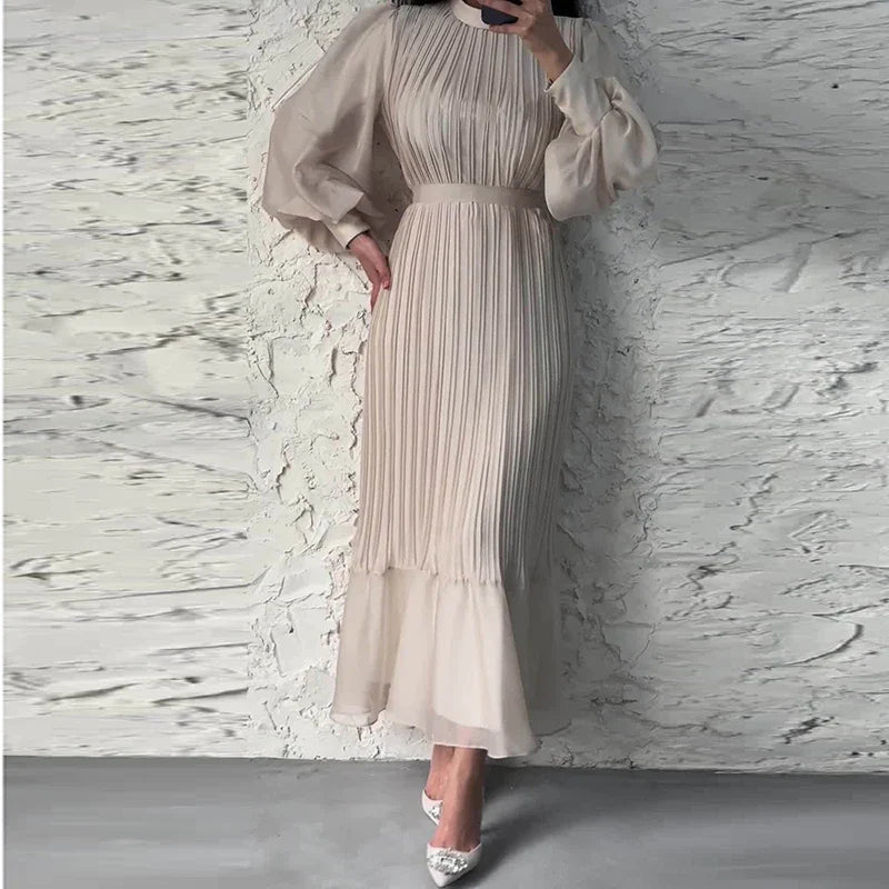 Serena | Stilvolles, zeitloses Faltenkleid